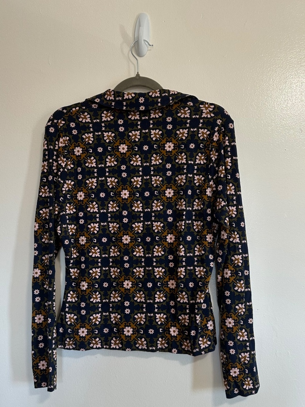 Boden Button Down Floral Print Collared Shirt, Jersey Knit, US 10 - Picture 2 of 7